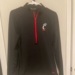 Woman’s Cincinnati Bearcats Long Sleeve Qtr Zip.